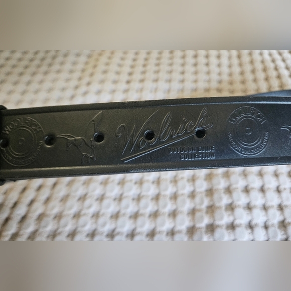 WOOLRICH Outdoor Guide Collection Leather Belt In Black with Gold Buckle. - Picture 11 of 11